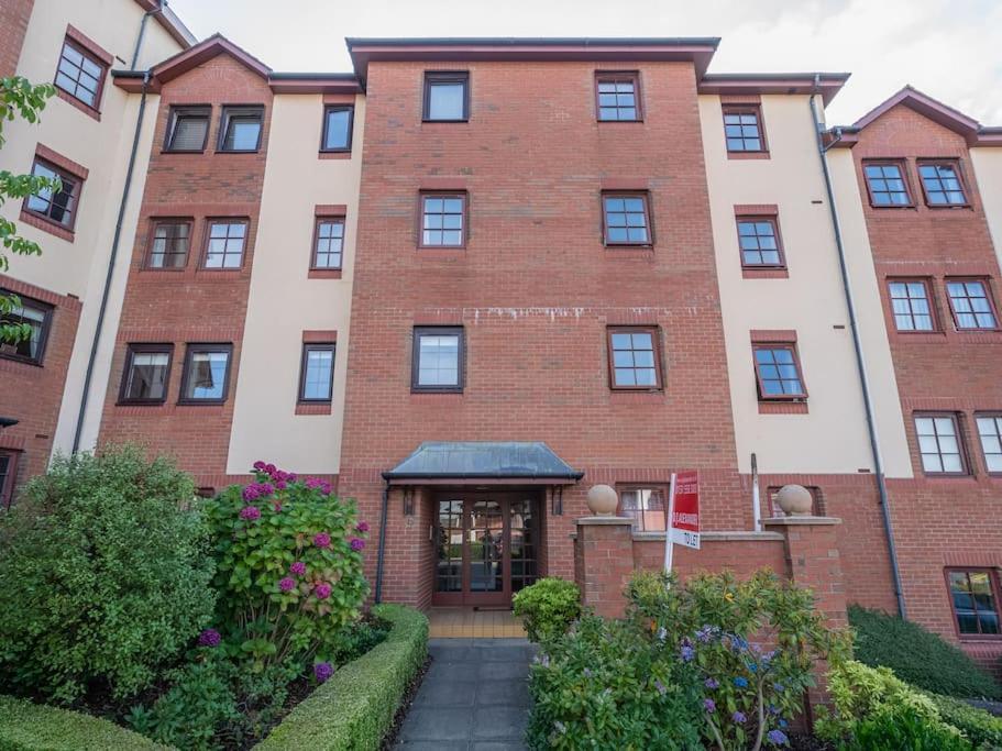 Appartement Luxury 2Bed 2Bath Flat In City Centre- Free Parking! à Édimbourg Extérieur photo